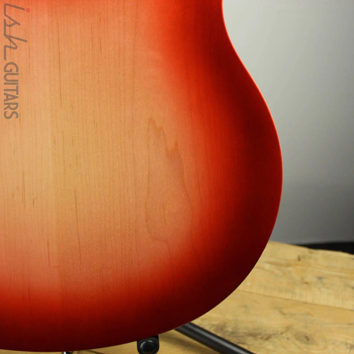 2007 Rickenbacker 330 Fireglo - Image 9