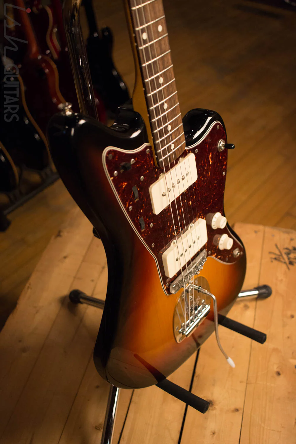 2009 Fender Classic Player Jazzmaster MIM Mastery Bridge - Image 6