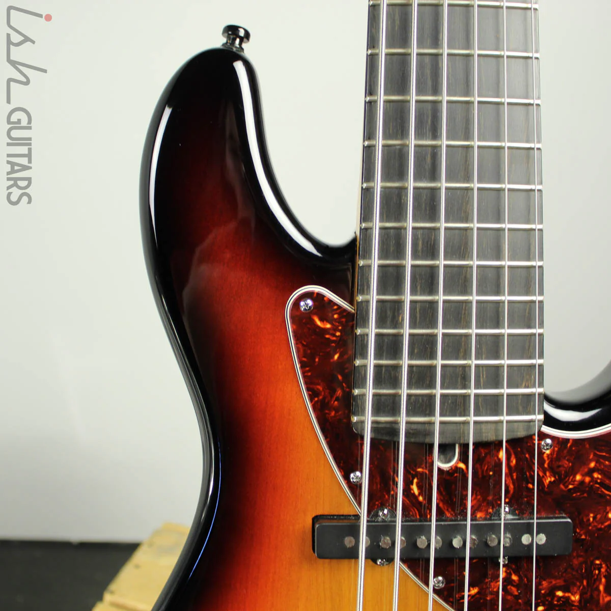 2009 Fender Steve Bailey Jazz Bass 6 String - Image 4