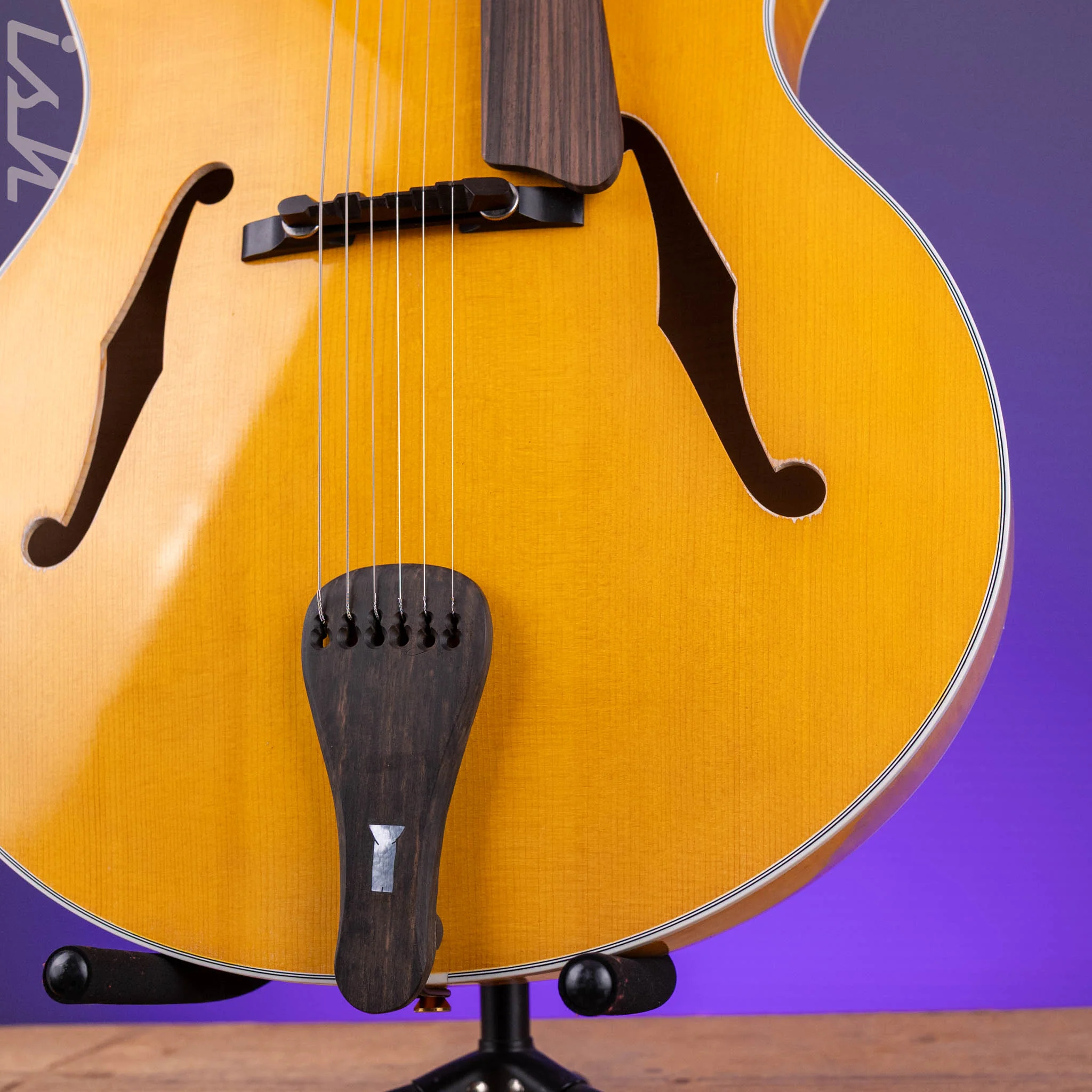 2010 Insalaco Archtop Amber - Image 5