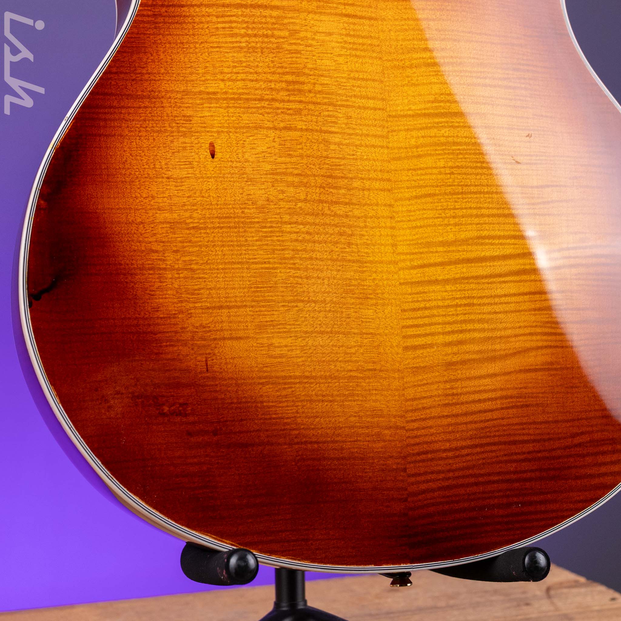 2010 Insalaco Archtop Tobacco Burst - Image 23