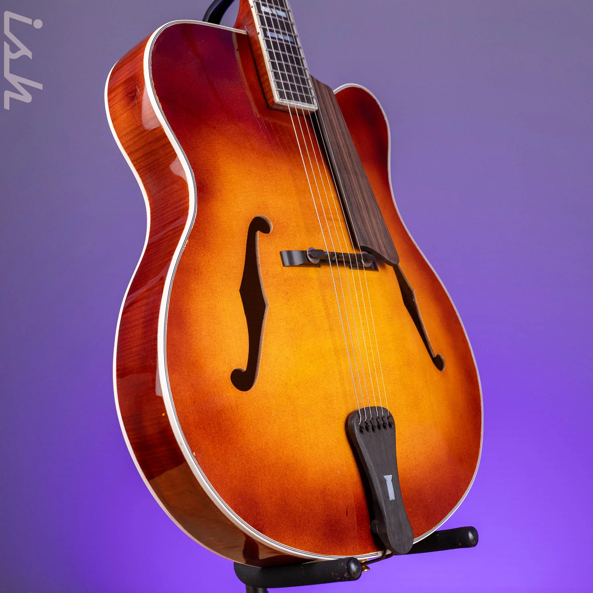 2010 Insalaco Archtop Tobacco Burst - Image 3
