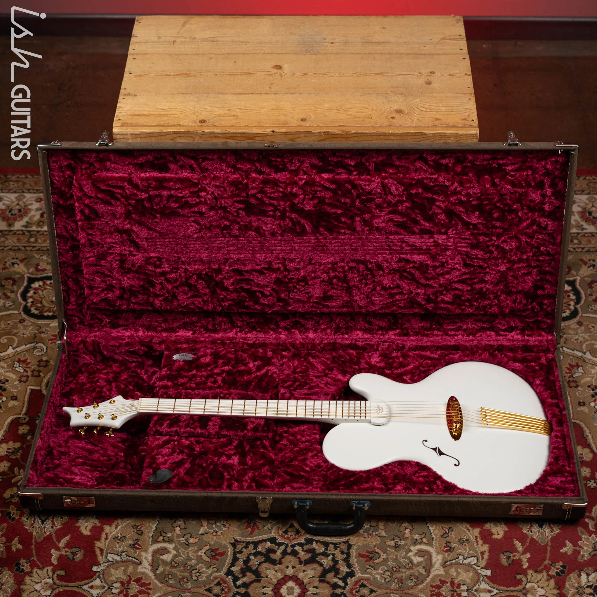 2010 Ritter Princess Isabella CO Edition Baritone Guitar White - Image 16