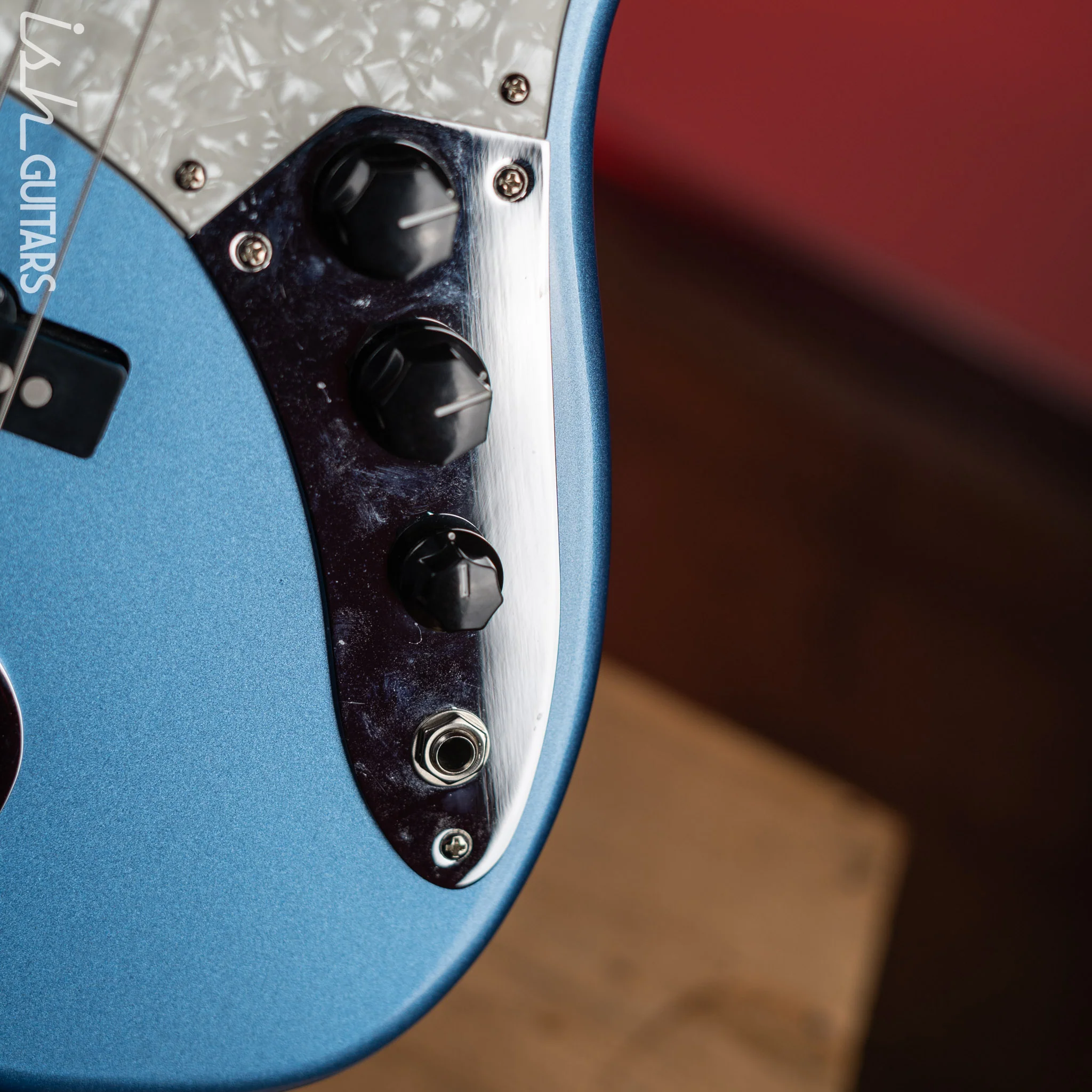 2010’s Lakland Skyline Series DJ-4 Darryl Jones Lake Placid Blue - Image 11