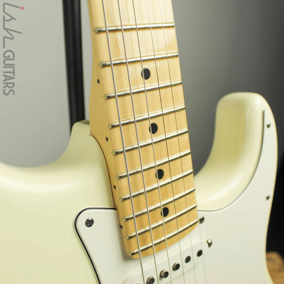 2011 Fender Stratocaster American Standard - Image 6
