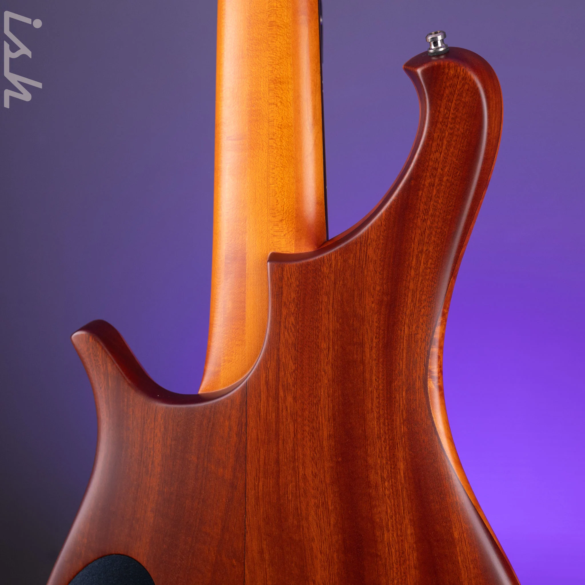 2011  Lefay Singer 6 Short Scale - Image 11