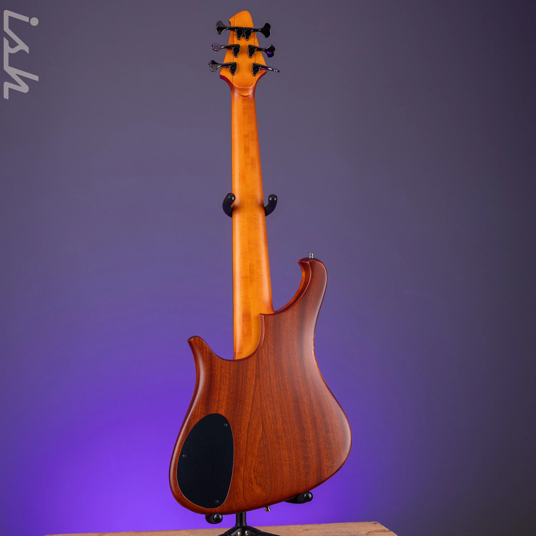 2011  Lefay Singer 6 Short Scale - Image 9