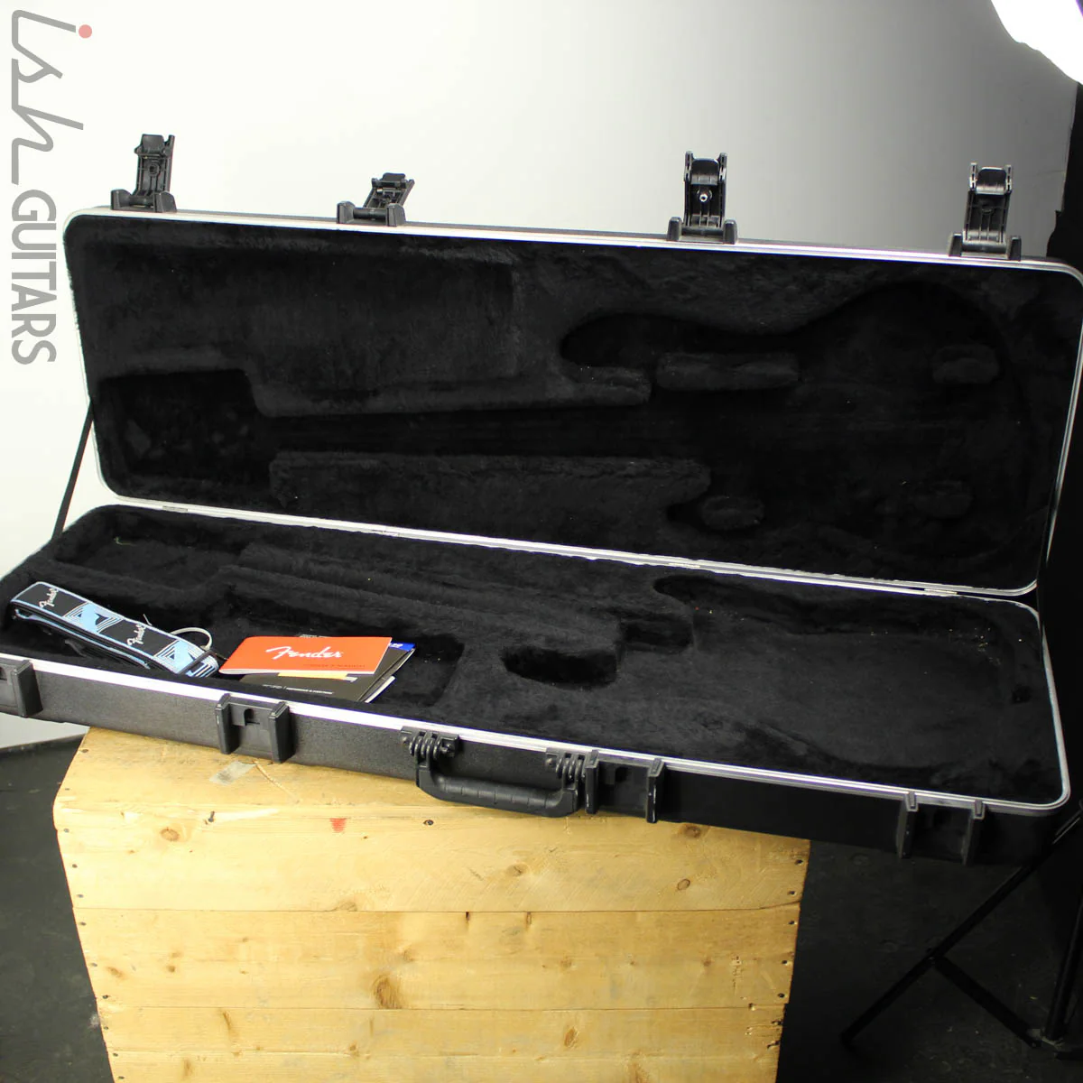 2012 Fender 5-String American Standard Precision Bass - Image 15