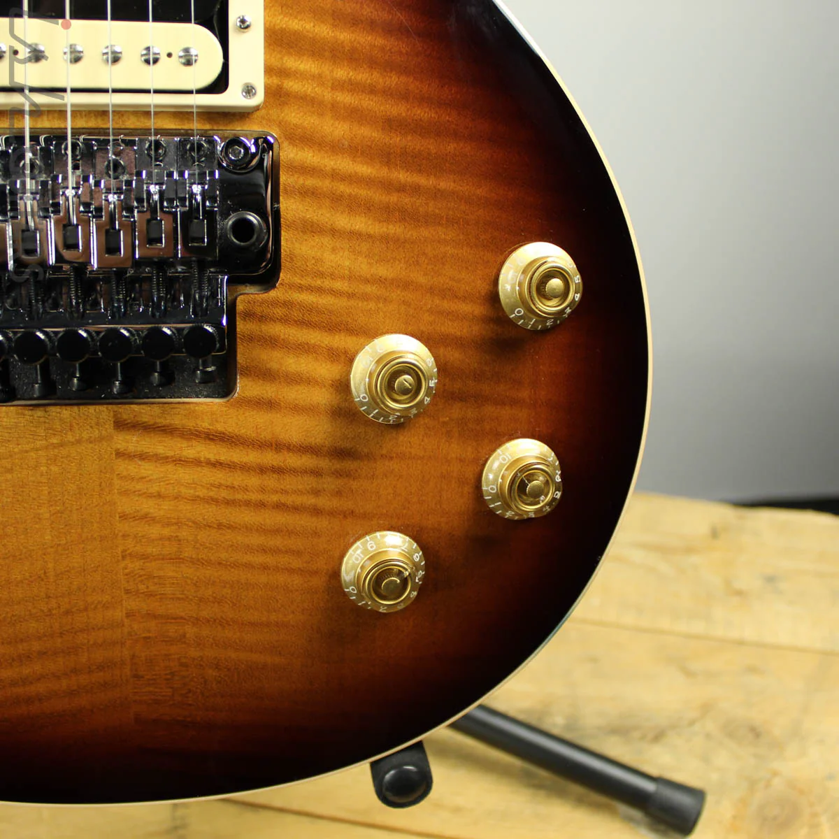 2014 Gibson Les Paul Traditional Pro II Floyd Rose Desert Burst - Image 3