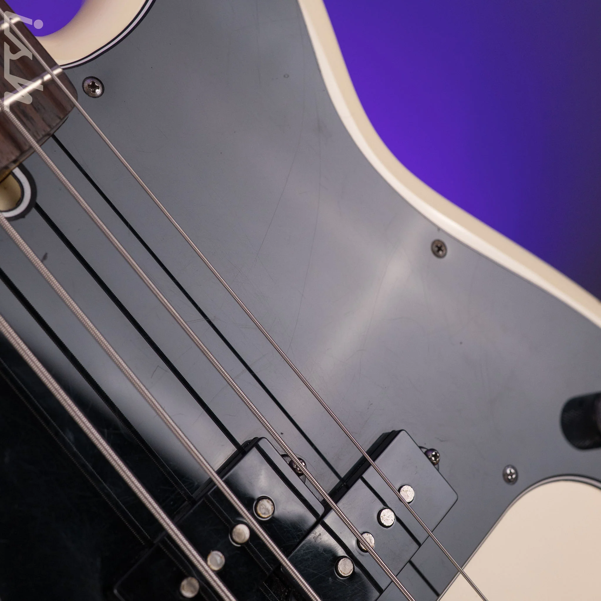 2015 Fender American Standard P Bass - Image 7