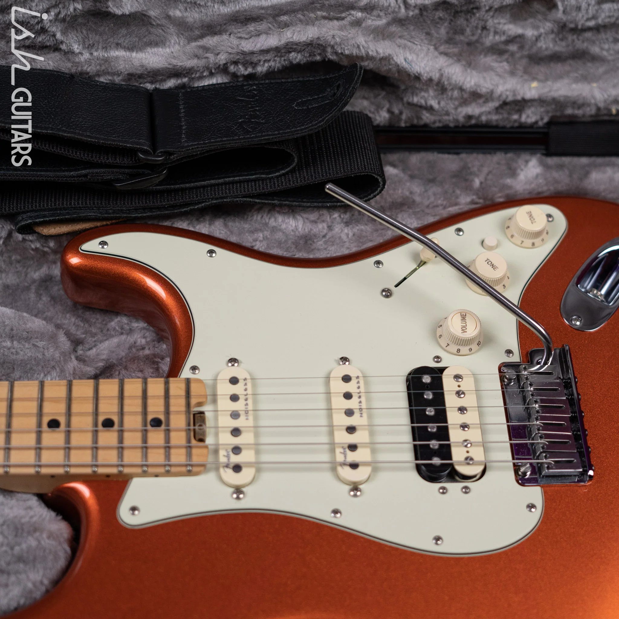 2016 Fender American Elite Stratocaster HSS Shawbucker Autumn Blaze Metallic - Image 17