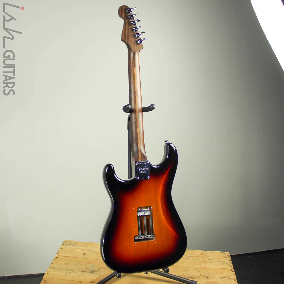 2016 Fender American Professional Stratocaster Solid Rosewood Neck - Image 6