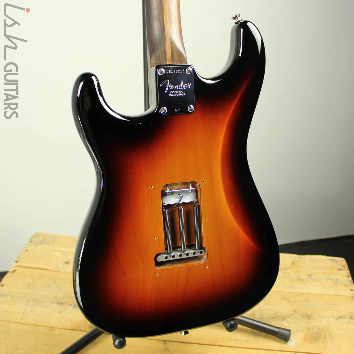2016 Fender American Professional Stratocaster Solid Rosewood Neck - Image 7