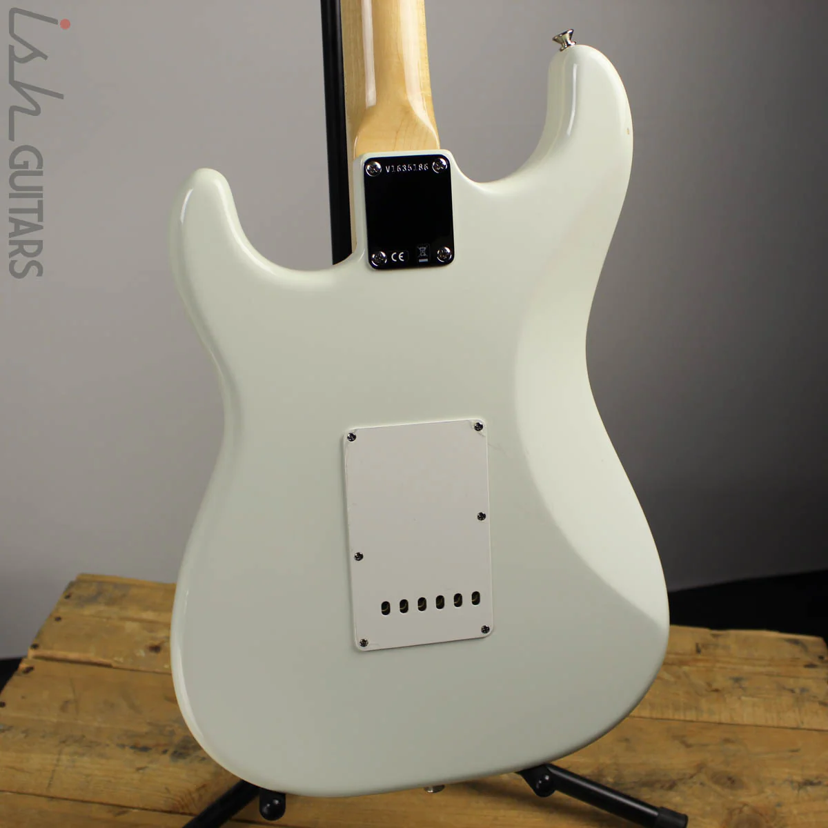 2016 Fender American Vintage ‘65 Reissue Stratocaster Olympic White - Image 8