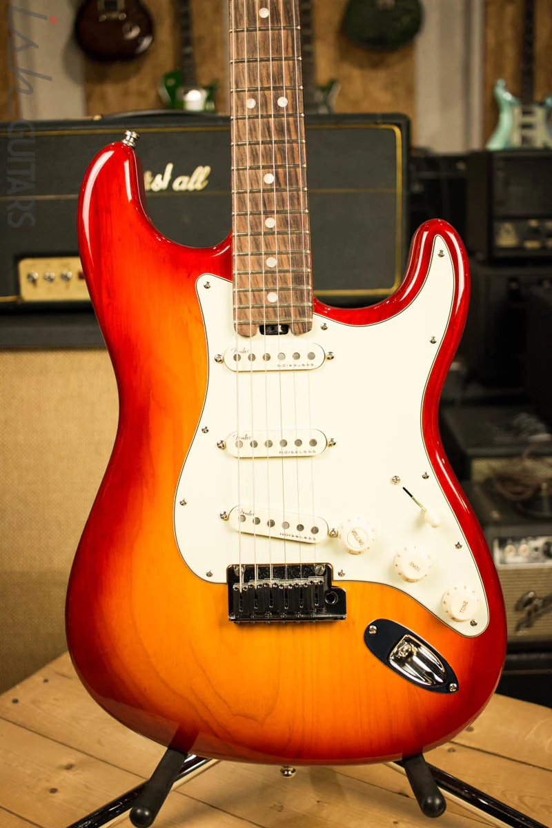 2016 Fender USA Elite Stratocaster Aged Cherry Burst