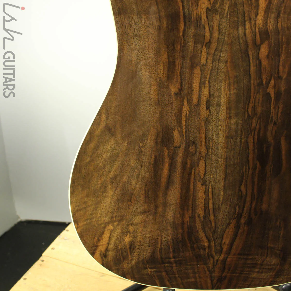 2016 Gibson J-15 Acoustic Sitka Spruce w/ OHSC - Image 8