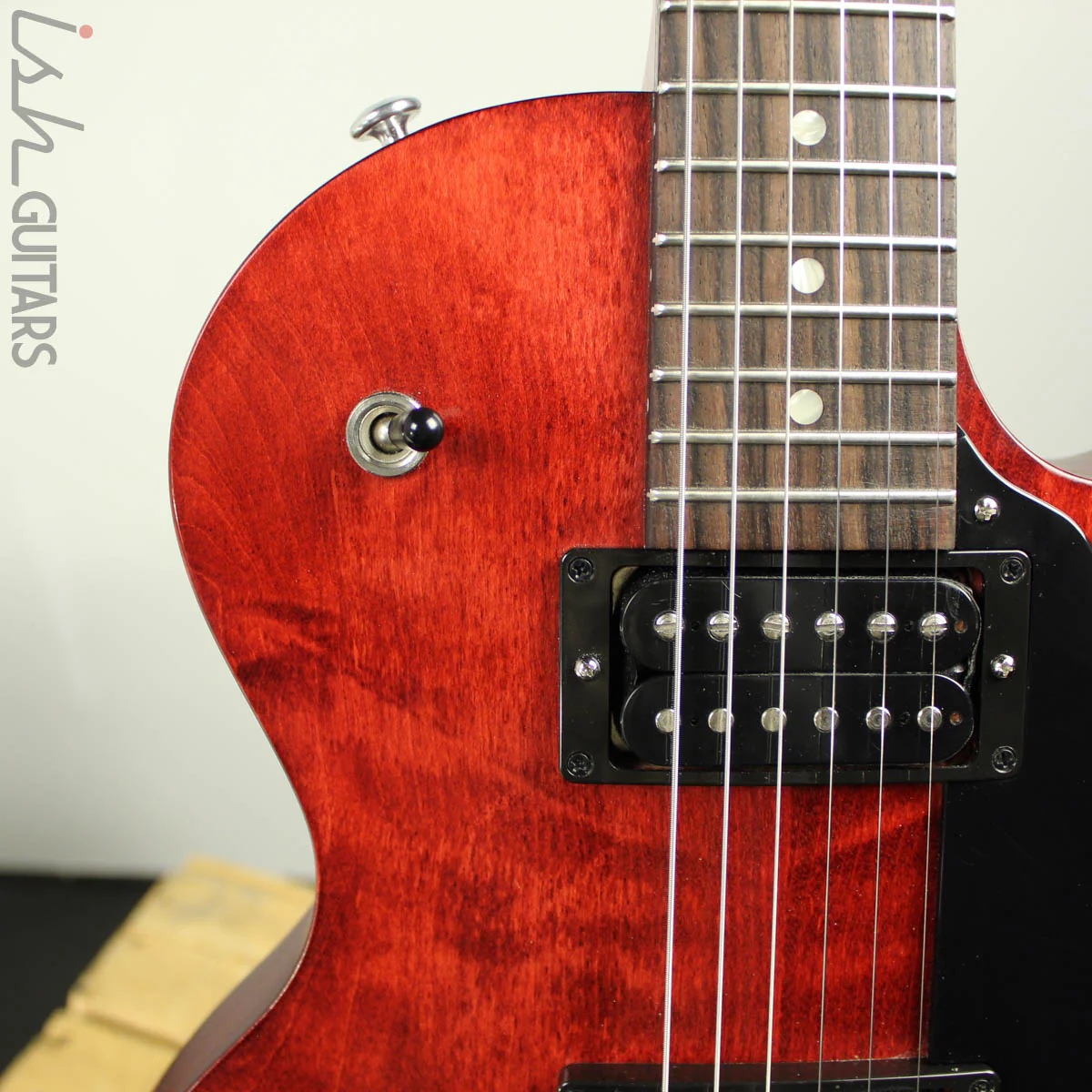 2018 Gibson Les Paul Studio Red - Image 4