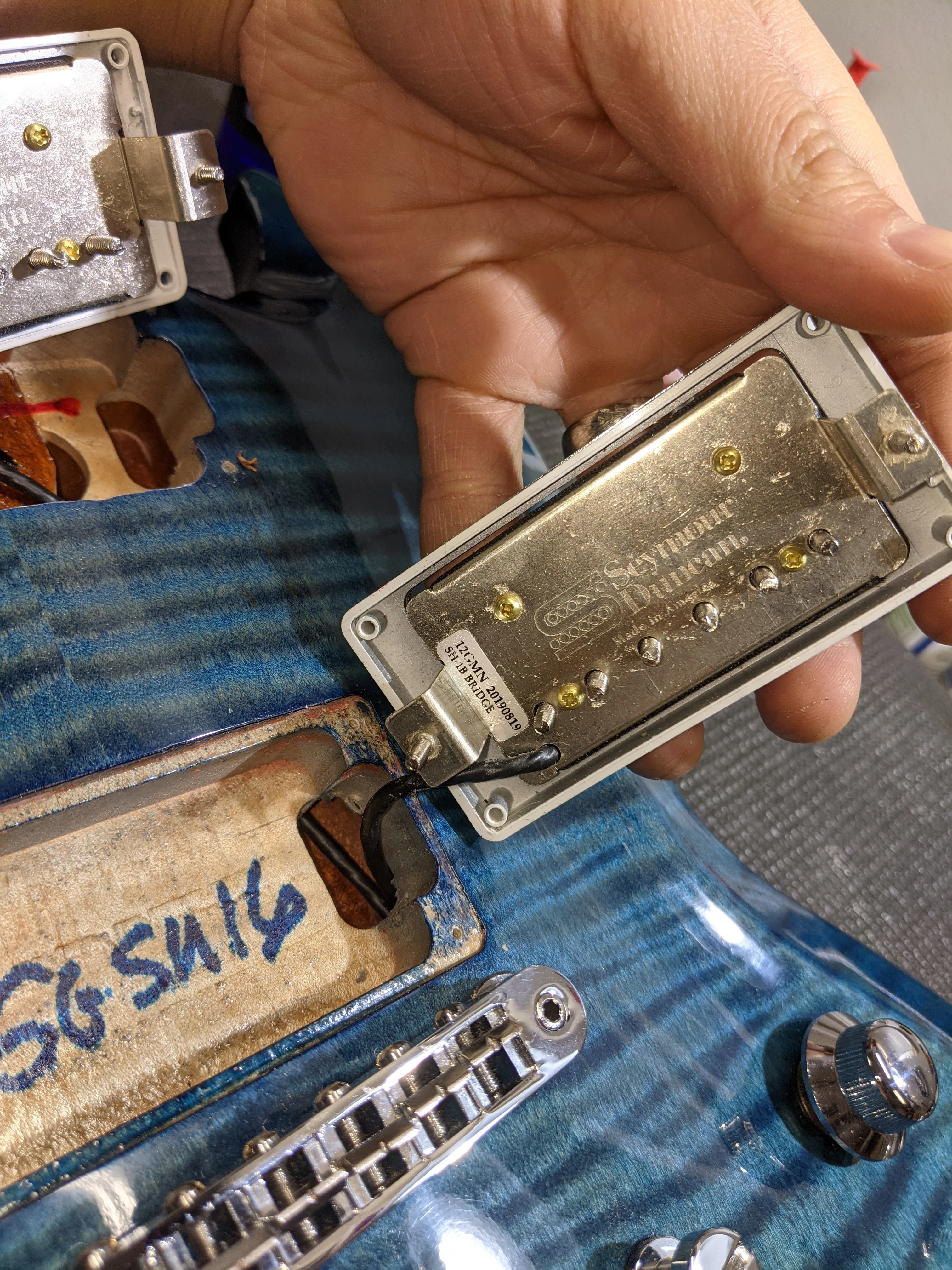 2016 Gibson SG Supreme Ocean Blue - Image 20