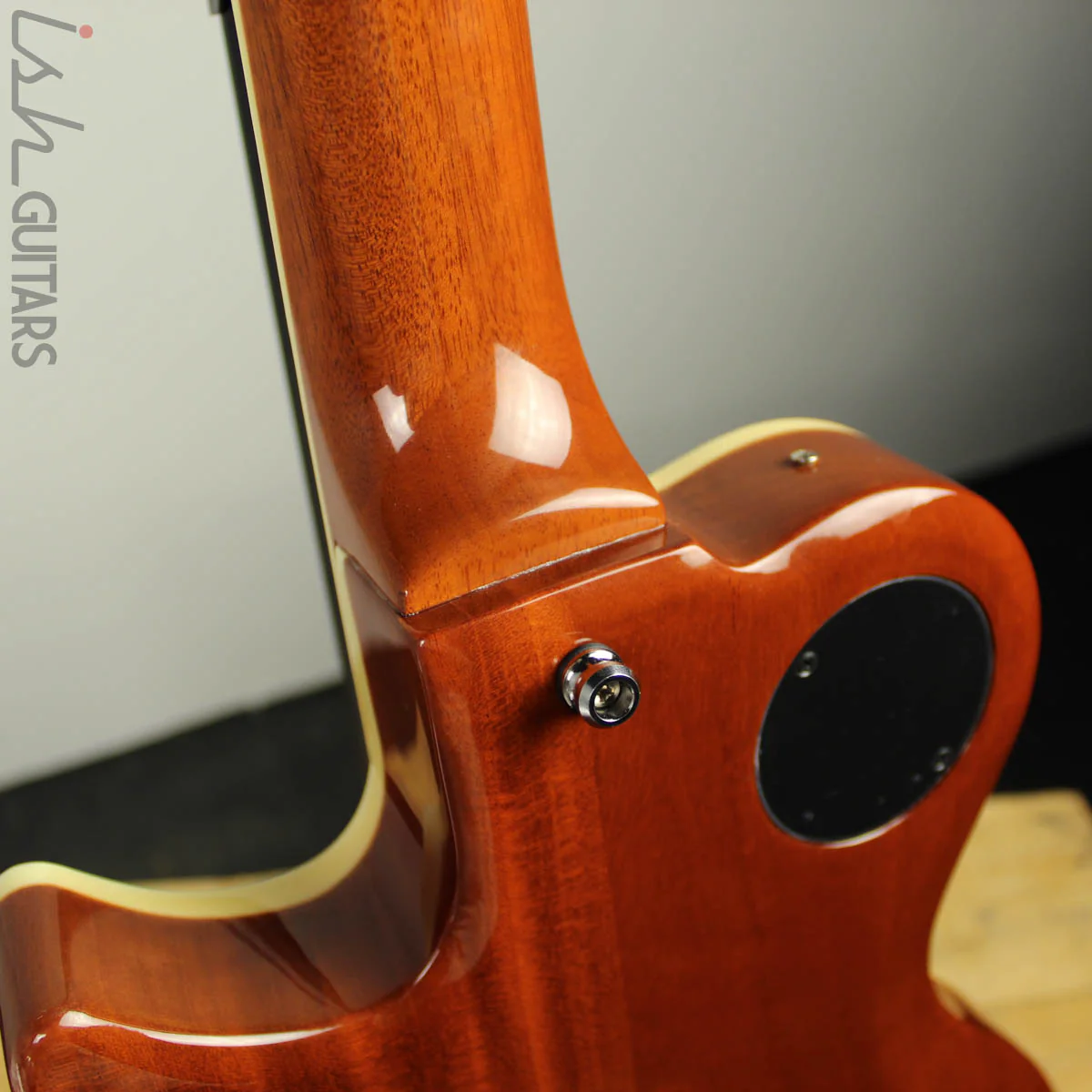 2016 Godin Summit Classic HB Creme Brulee - Image 15