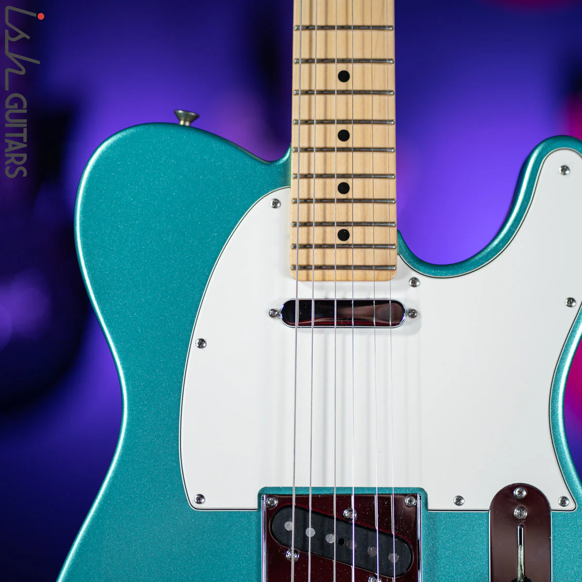 2017 Fender American Professional Telecaster Mystic Seafoam - Image 3