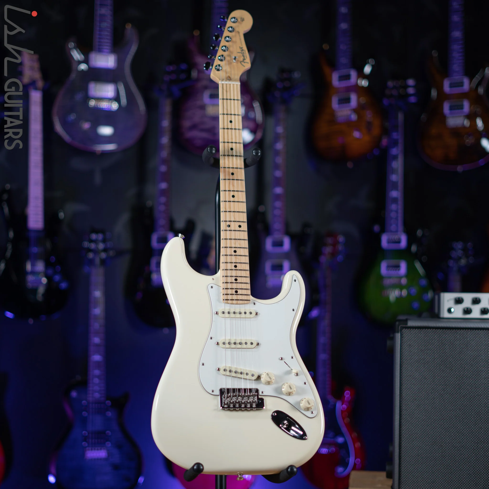 2017 Fender American Standard Stratocaster Olympic White - Image 2
