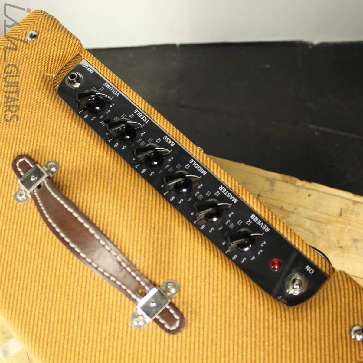 2017 Fender Blues Jr. Lacquered Tweed - Image 4