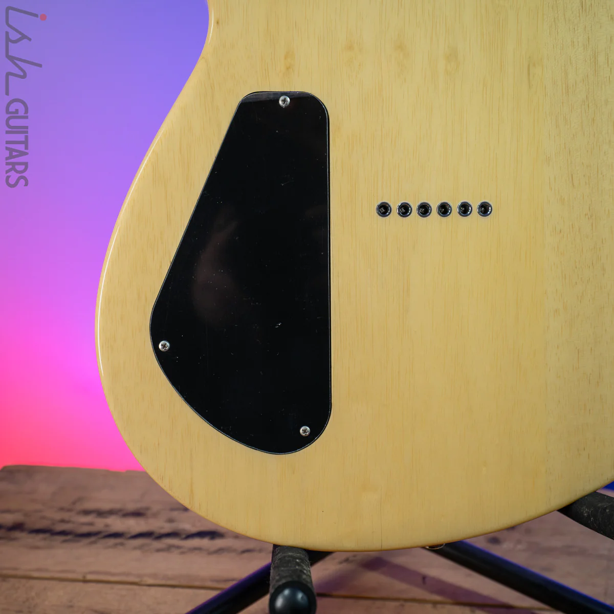 2017 Reverend Airwave 12 String Guitar Natural Teardrop Tuxedo Case - Image 5