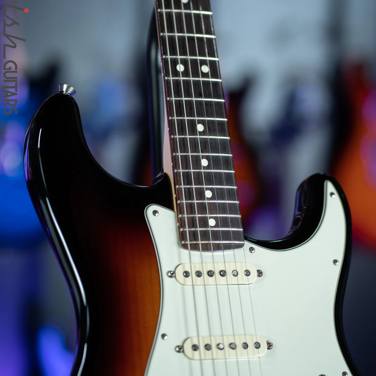 2018 Fender American Professional Stratocaster Burst - Image 5