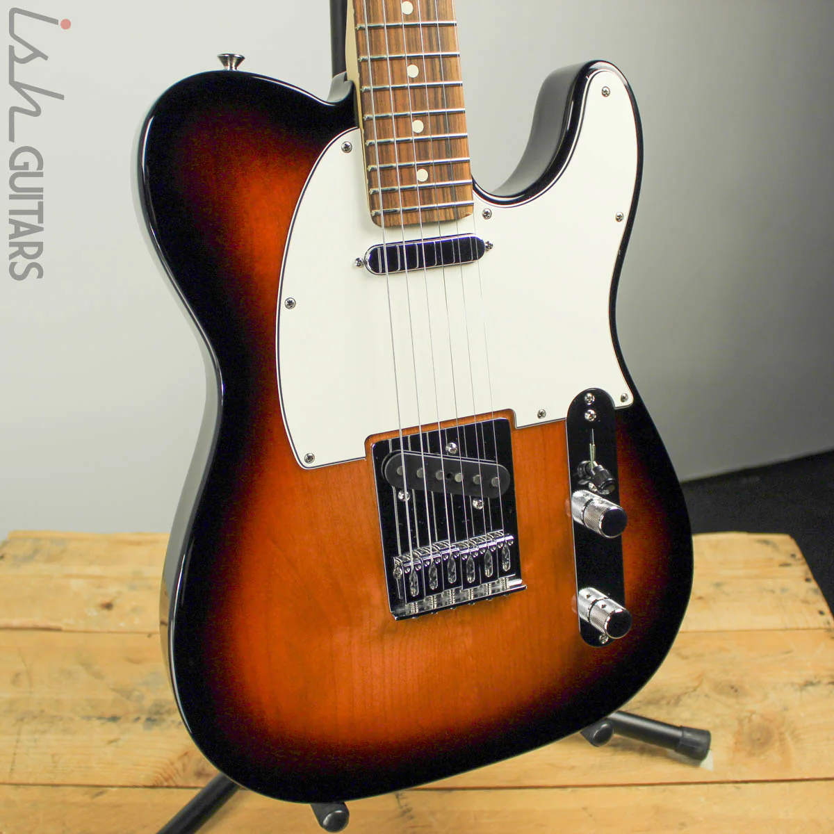 2018 Fender Players Series Telecaster w/ Hard Case