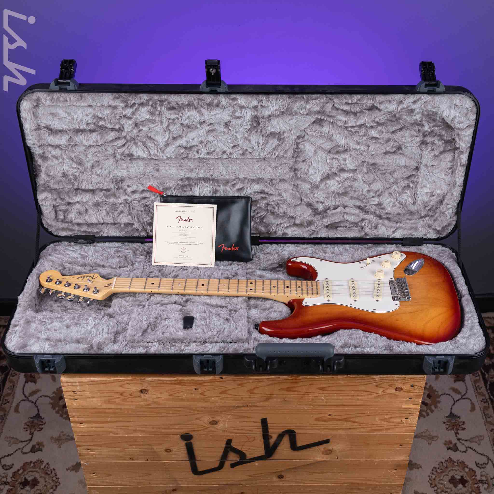 2018 Fender Stratocaster Professional Sienna Sunburst - Image 14