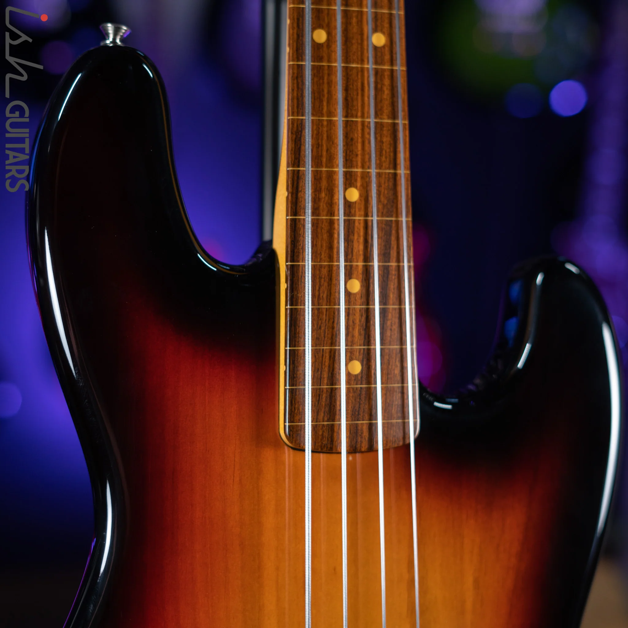 2018 Fender Tribute Series Jaco Pastorius 3-Color Sunburst - Image 3