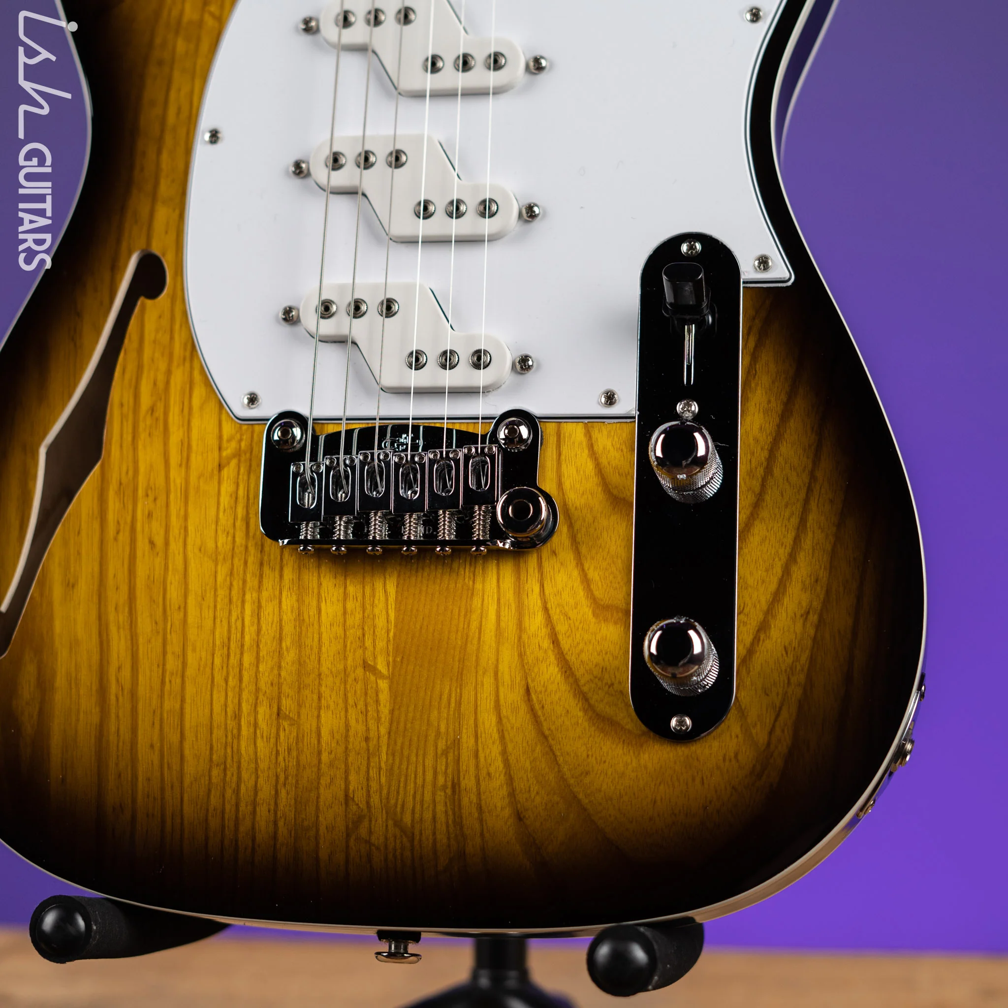 2018 G&L ASAT Z-3 Semi-Hollow 2-Tone Sunburst - Image 4