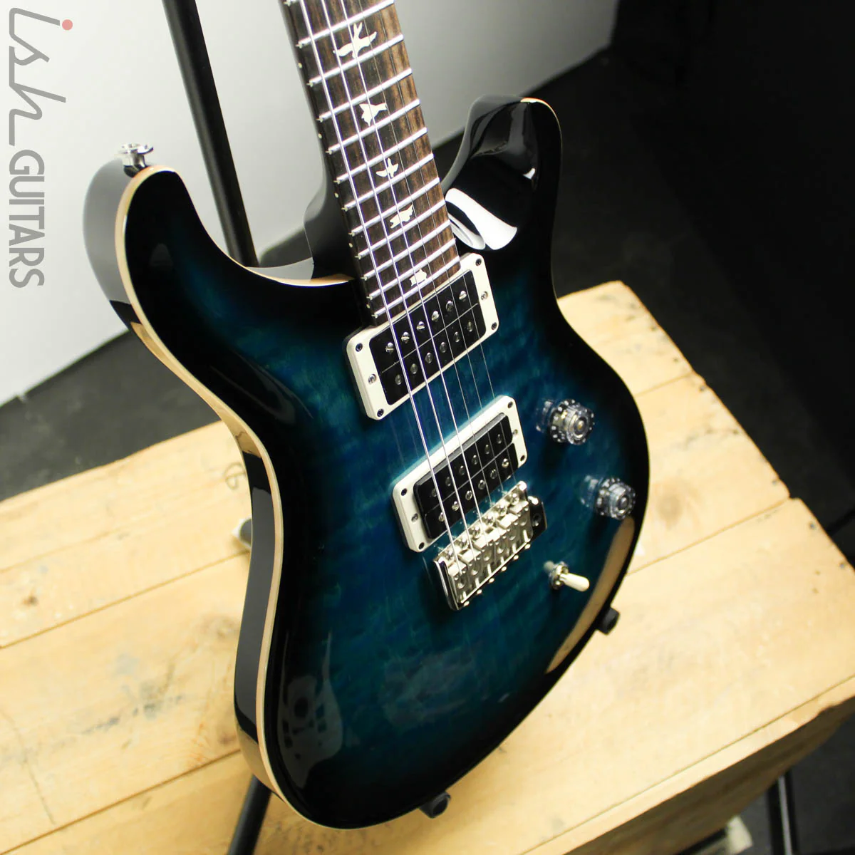 2018 Paul Reed Smith PRS CE24 Matteo Blue Smokewrap Burst Painted Satin Neck Quilted Top - Image 7