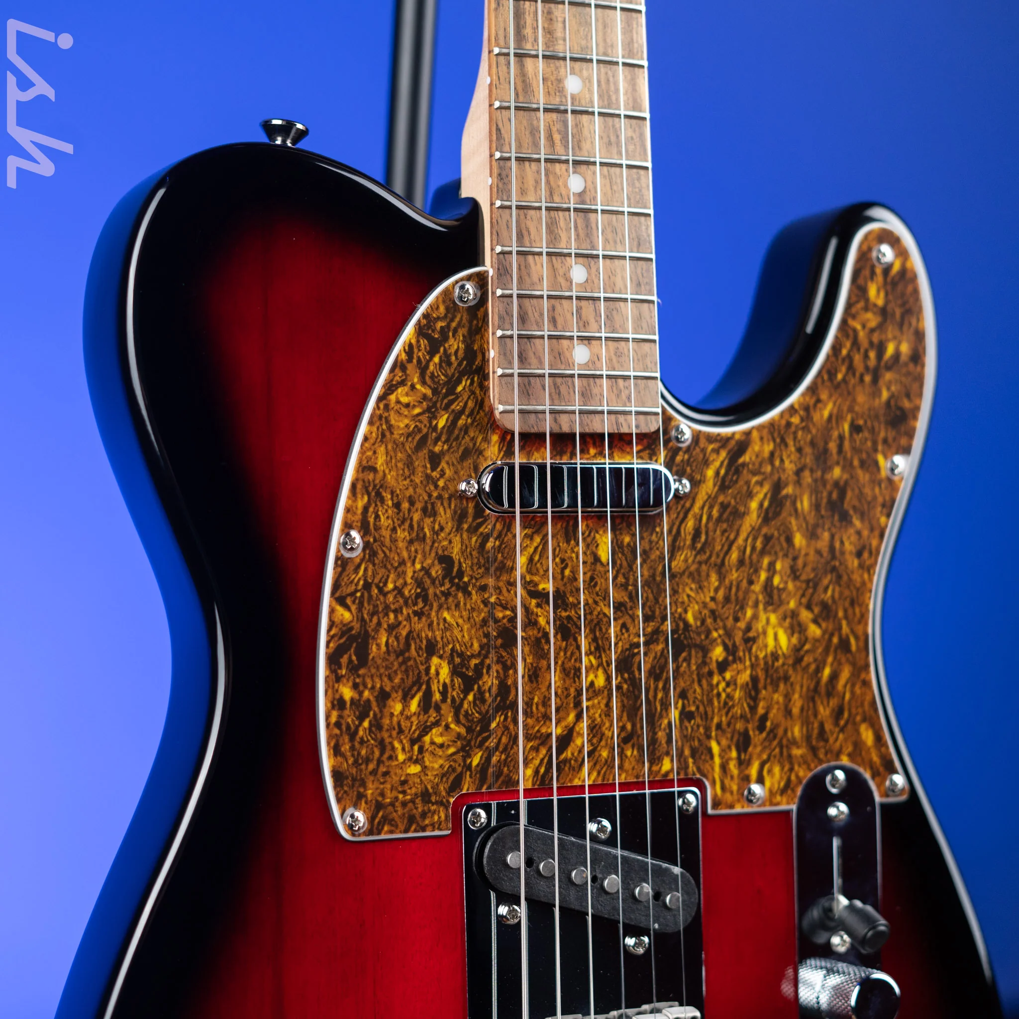 2018 Squier Standard Telecaster Red Burst - Image 3
