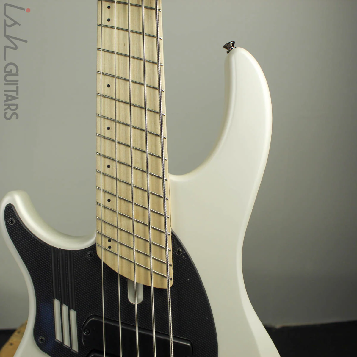 2019 Dingwall NG-3 Ducati Pearl White 5 String Left-Handed - Image 3