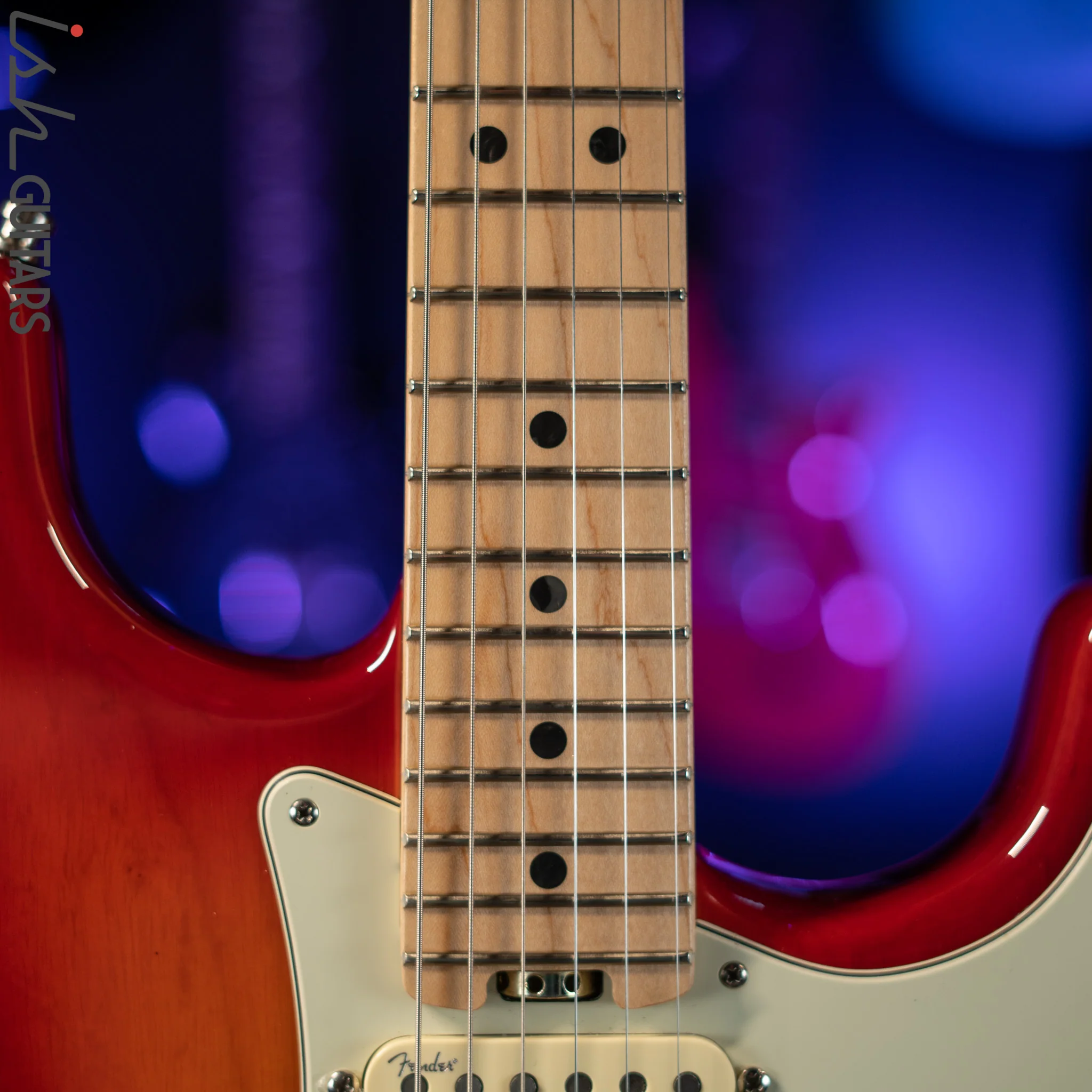 2019 Fender American Elite Stratocaster Aged Cherry Burst - Image 5