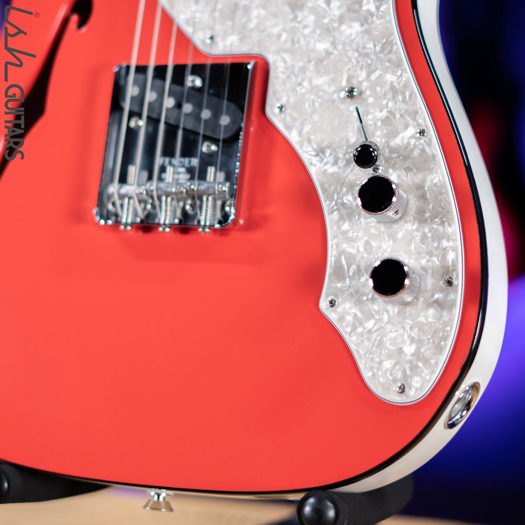 2019 Fender Two Tone Telecaster Fiesta Red Wine - Image 4