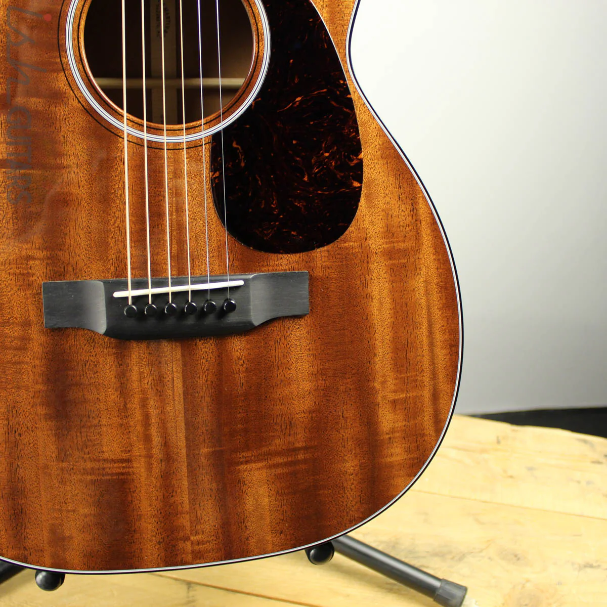 2019 Martin Custom Shop 00-17 12 Fret Flamed Mahogany Top (DEMO VIDEO) - Image 3