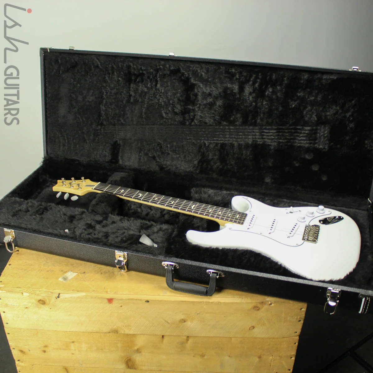2019 Paul Reed Smith PRS Silver Sky Frost *WITH HARD CASE* - Image 9