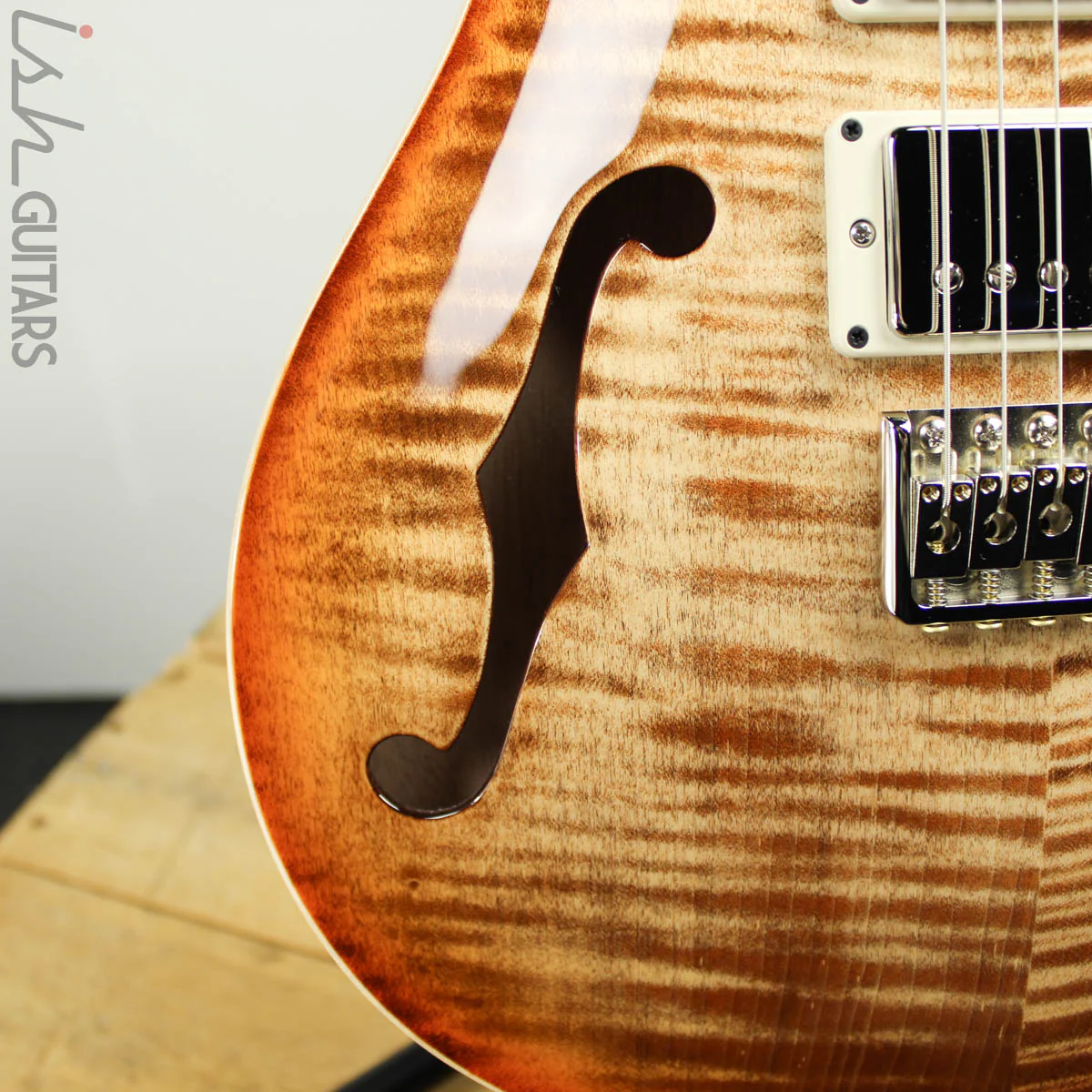 2019 PRS Special 22 Semi-Hollow Autumn Sky - Image 6