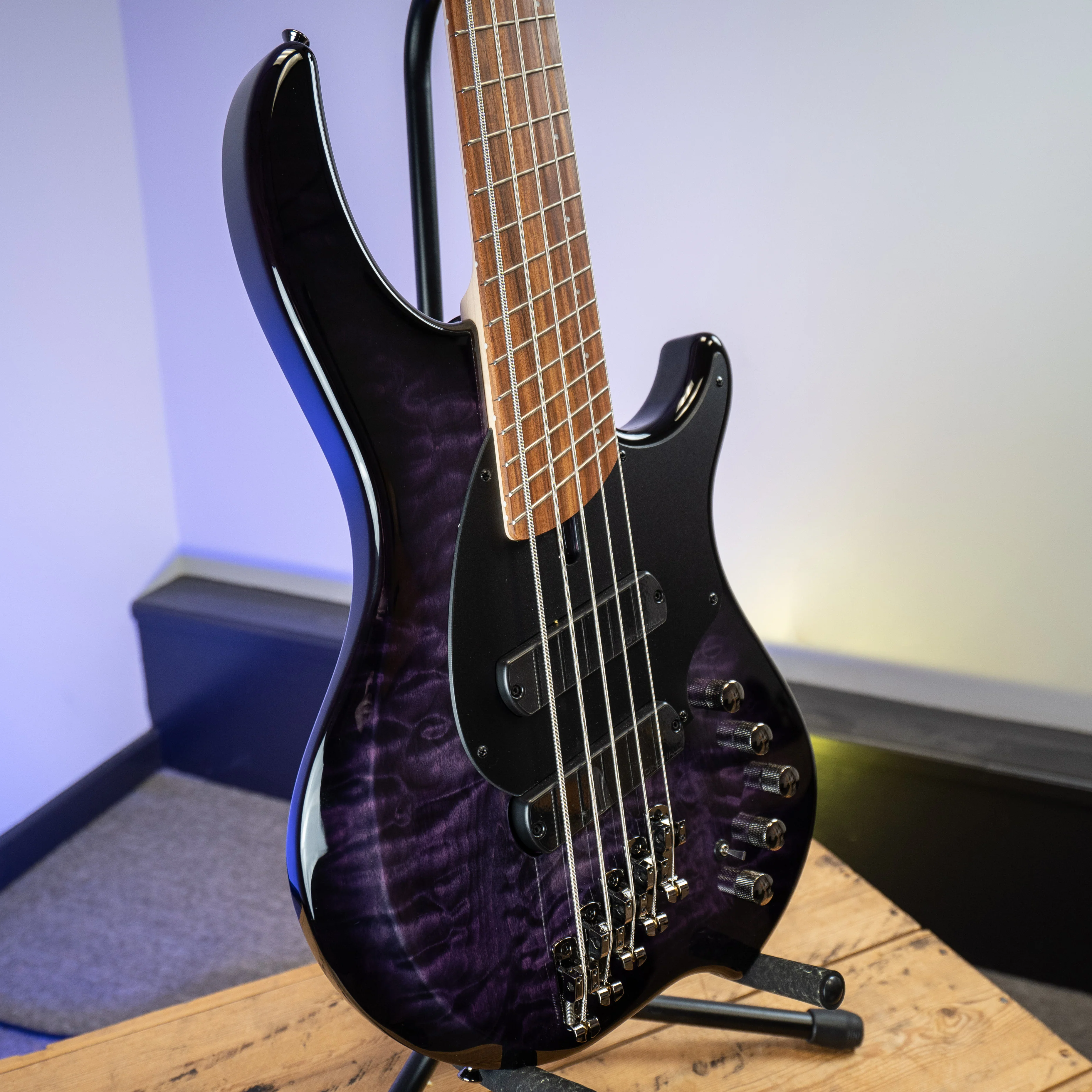 Dingwall 5-String Combustion 2X 10th Anniversary Amethyst Burst Pau Ferro Fretboard - B Stock - Image 5