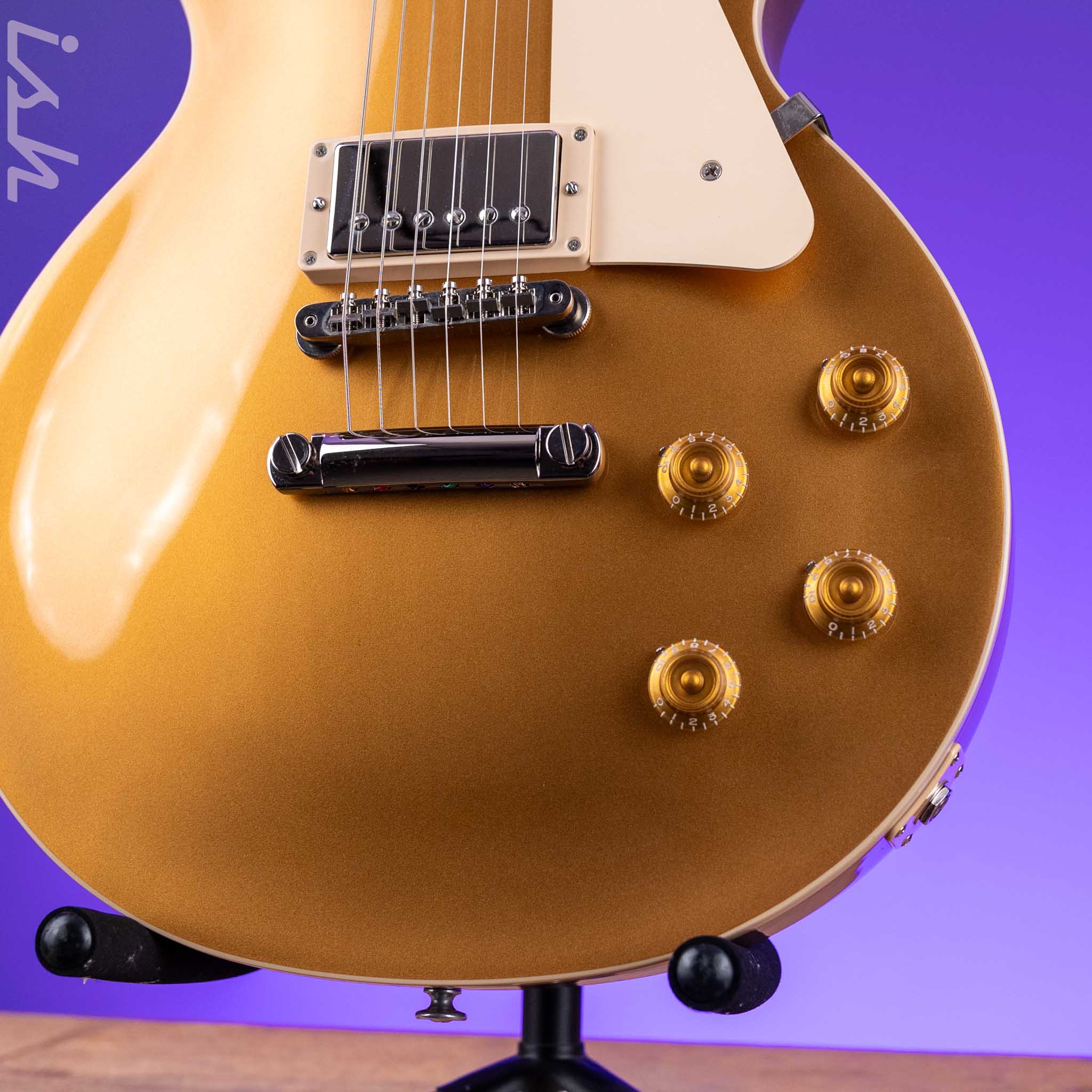 2020 Gibson Les Paul Gold Top - Image 4