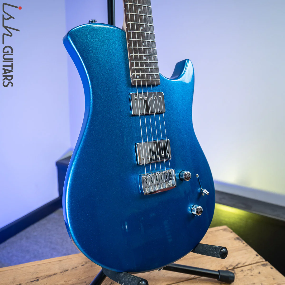 Trinity by Relish Metallic Blue w/ Extra Pickups - Image 5