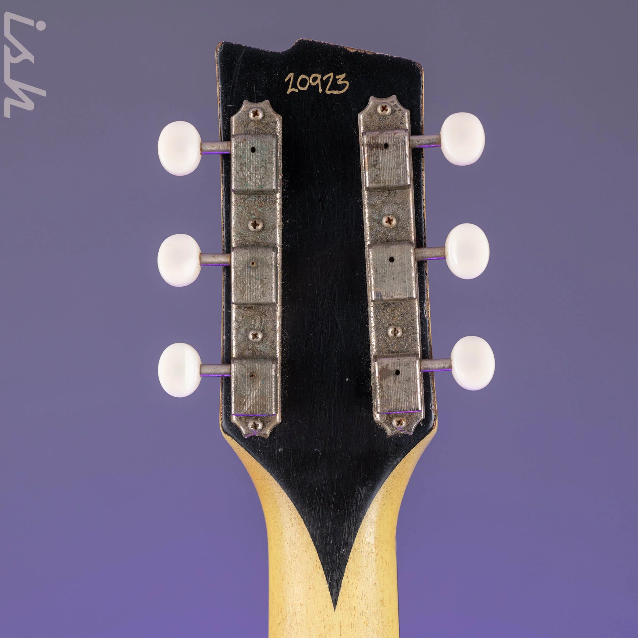2020 Rock N Roll Relics Thunders DC Aged Yellow - Image 10