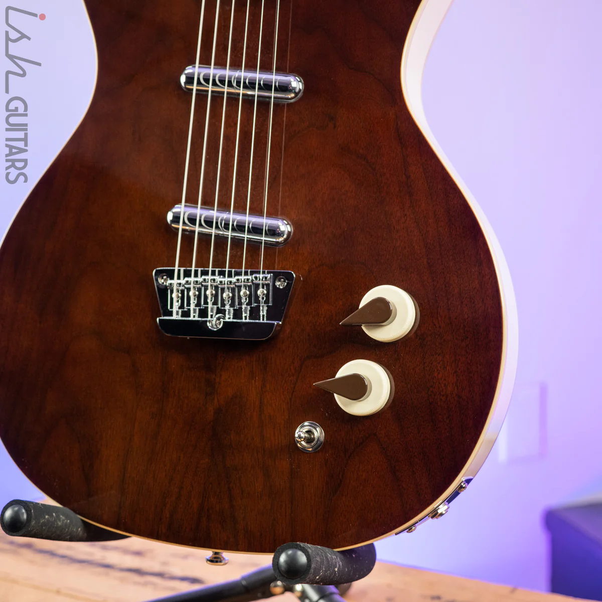 Danelectro '59 Divine Dark Walnut - Image 4