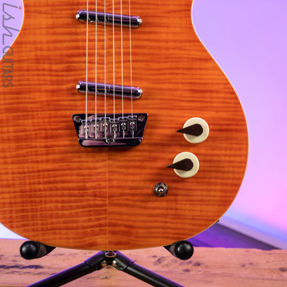 Danelectro '59 Divine Flame Maple - Image 4