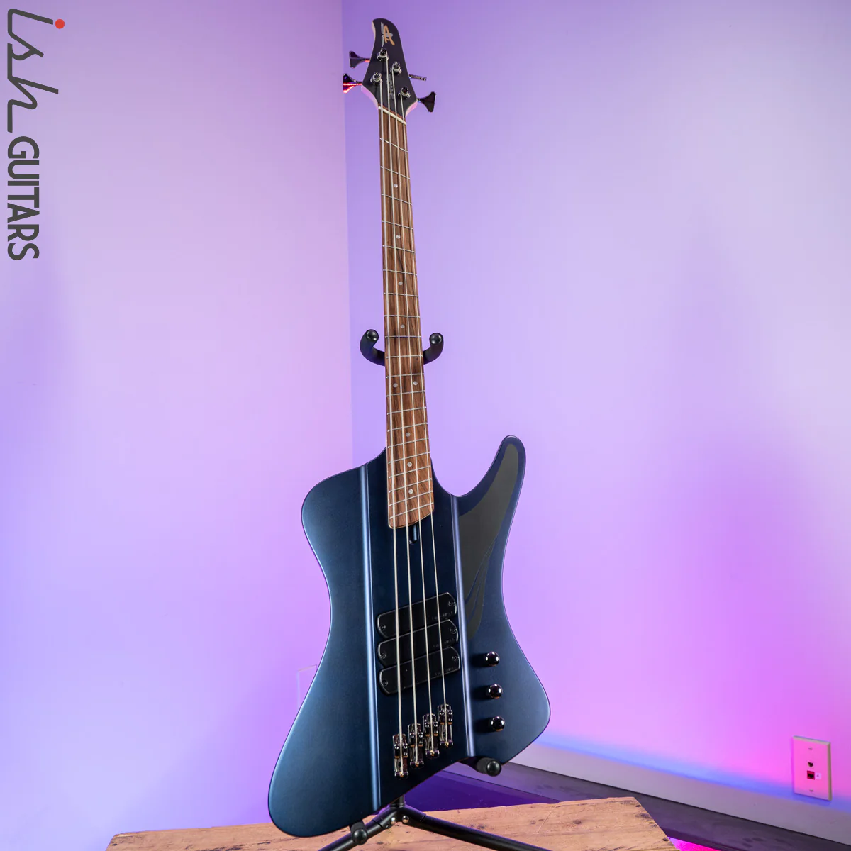Dingwall D-ROC 4-String Standard Matte Blue to Purple Colorshift - Image 2