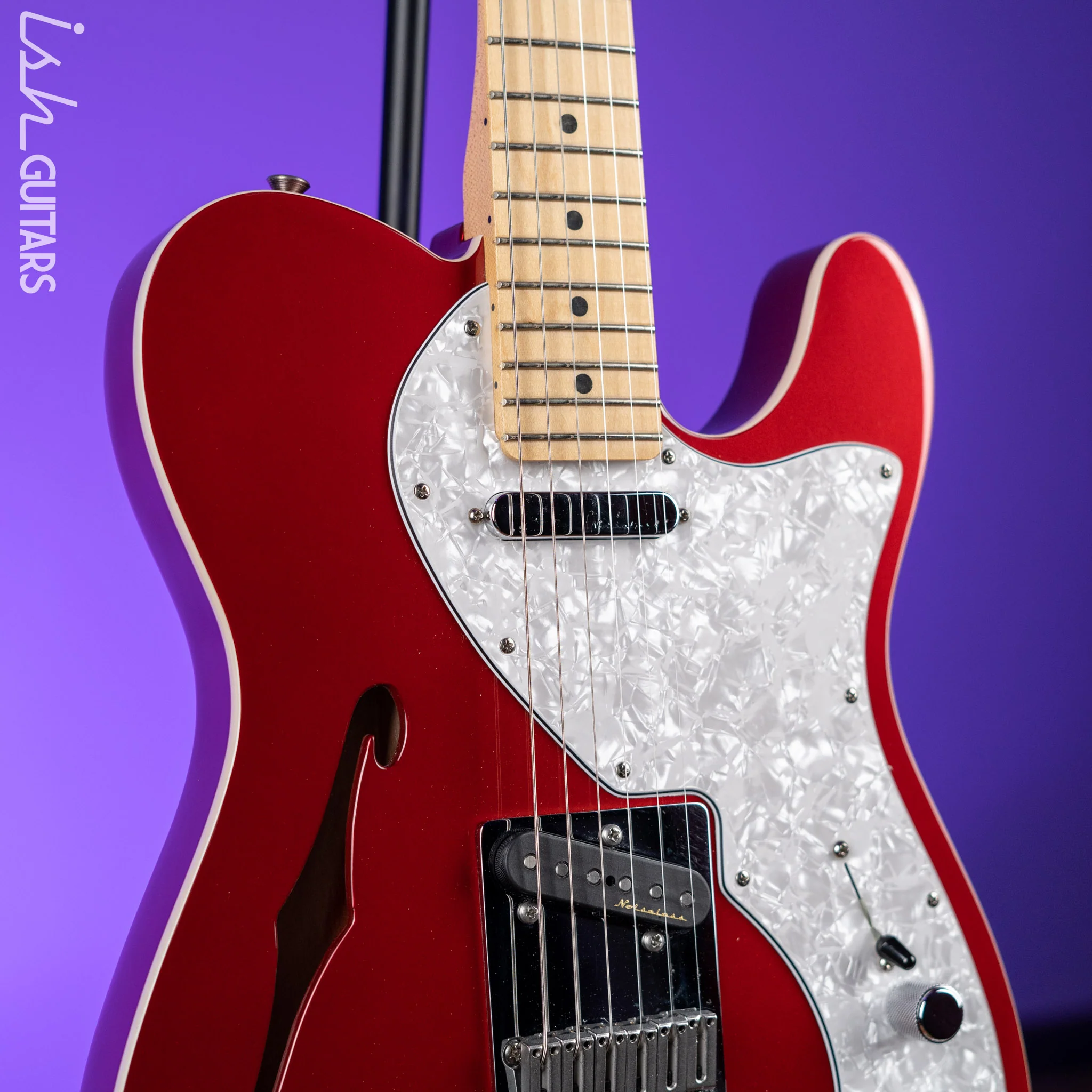 2021 Fender Deluxe Telecaster Thinline Candy Apple Red - Image 3
