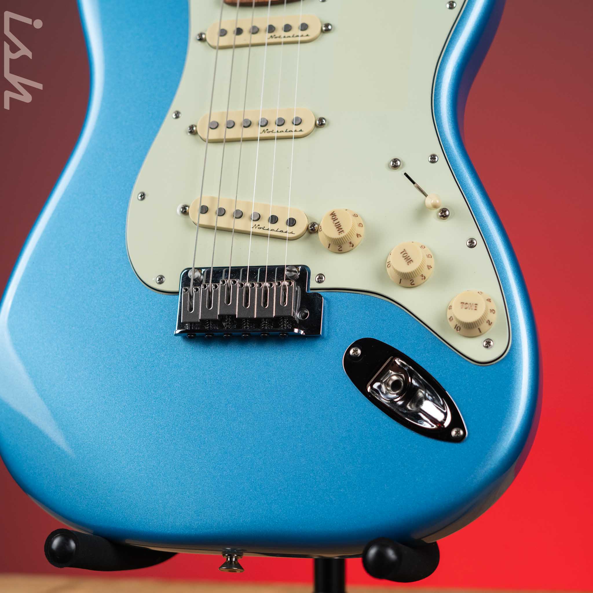 2021 Fender Player Plus Stratocaster Opal Spark Pau Ferro - Image 4