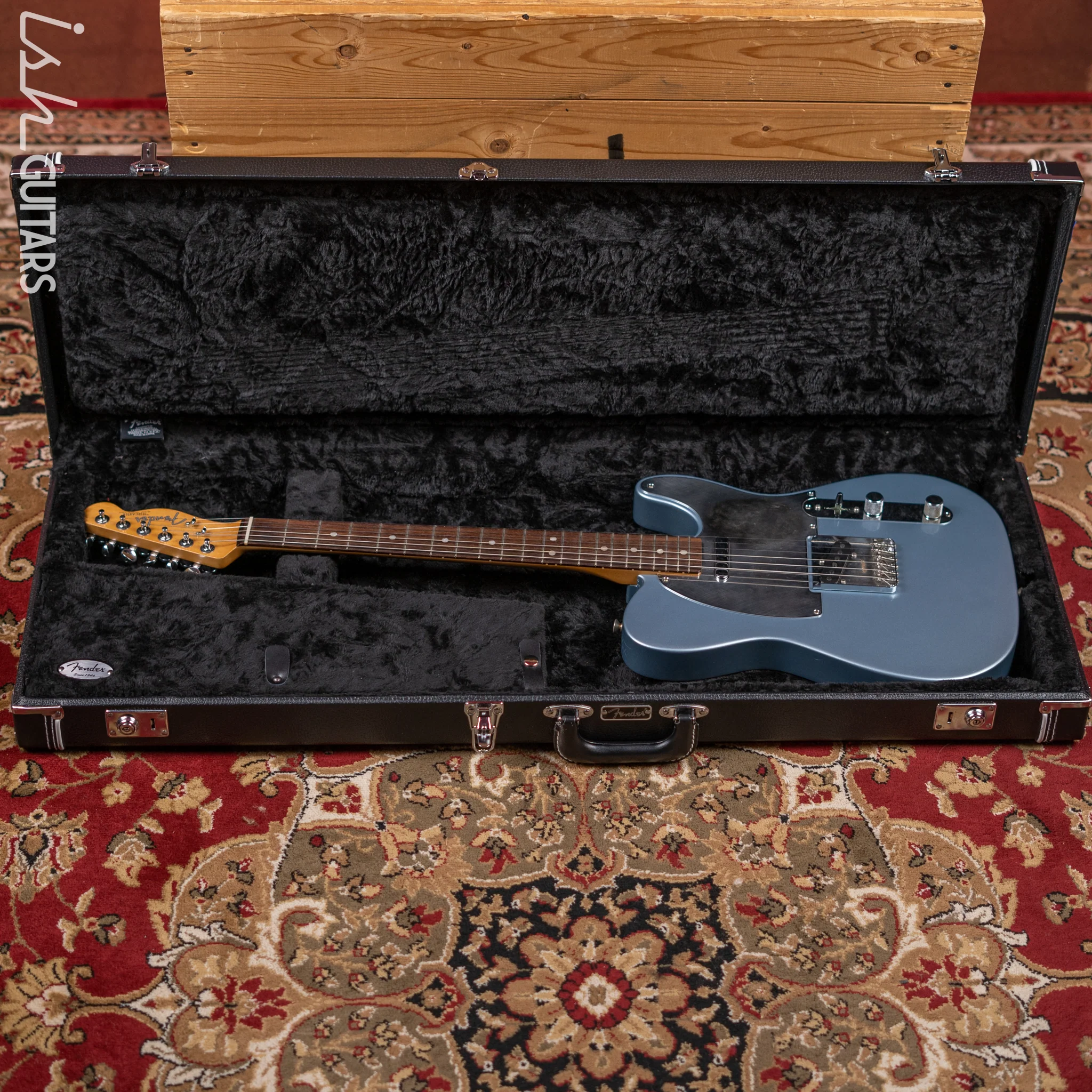 2021 Fender Telecaster Chrissie Hynde Relic Iced Blue Metallic - Image 15